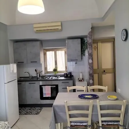 Ninni'& Nanna' Apartment *
